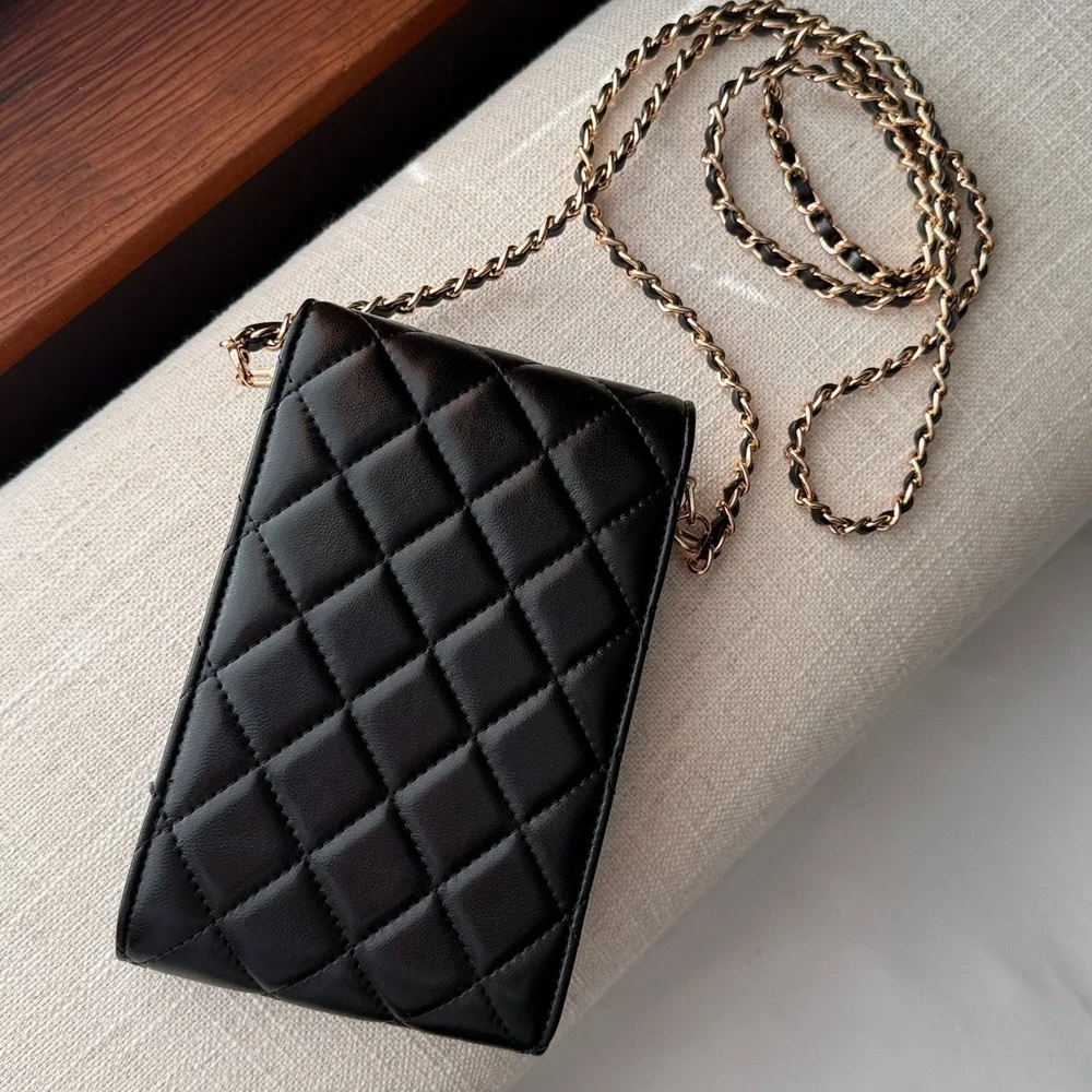 Cell phone crossbody - Picture 2 of 3